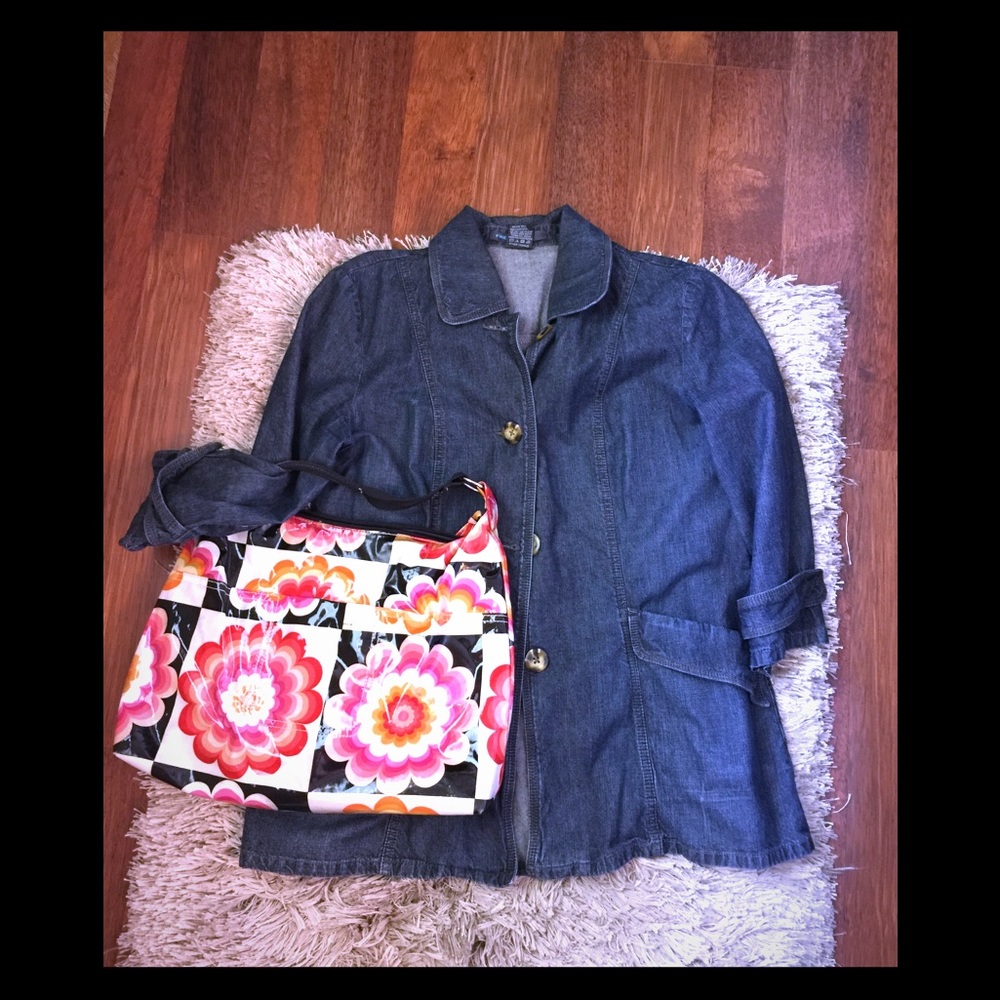 French Cuff denim jacket. 3/4 sleeve sz Lg